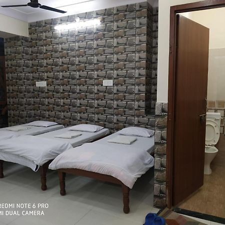 Boby Home Stay "Boby Mansion" Jaipur Bagian luar foto