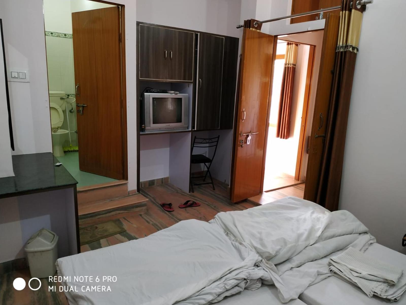 Boby Home Stay "Boby Mansion" Jaipur Bagian luar foto